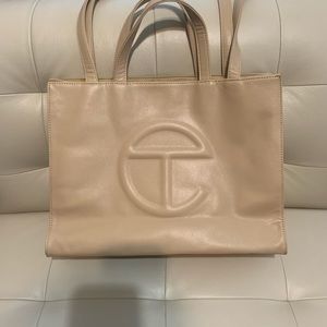 Telfar Medium shopper in Tan